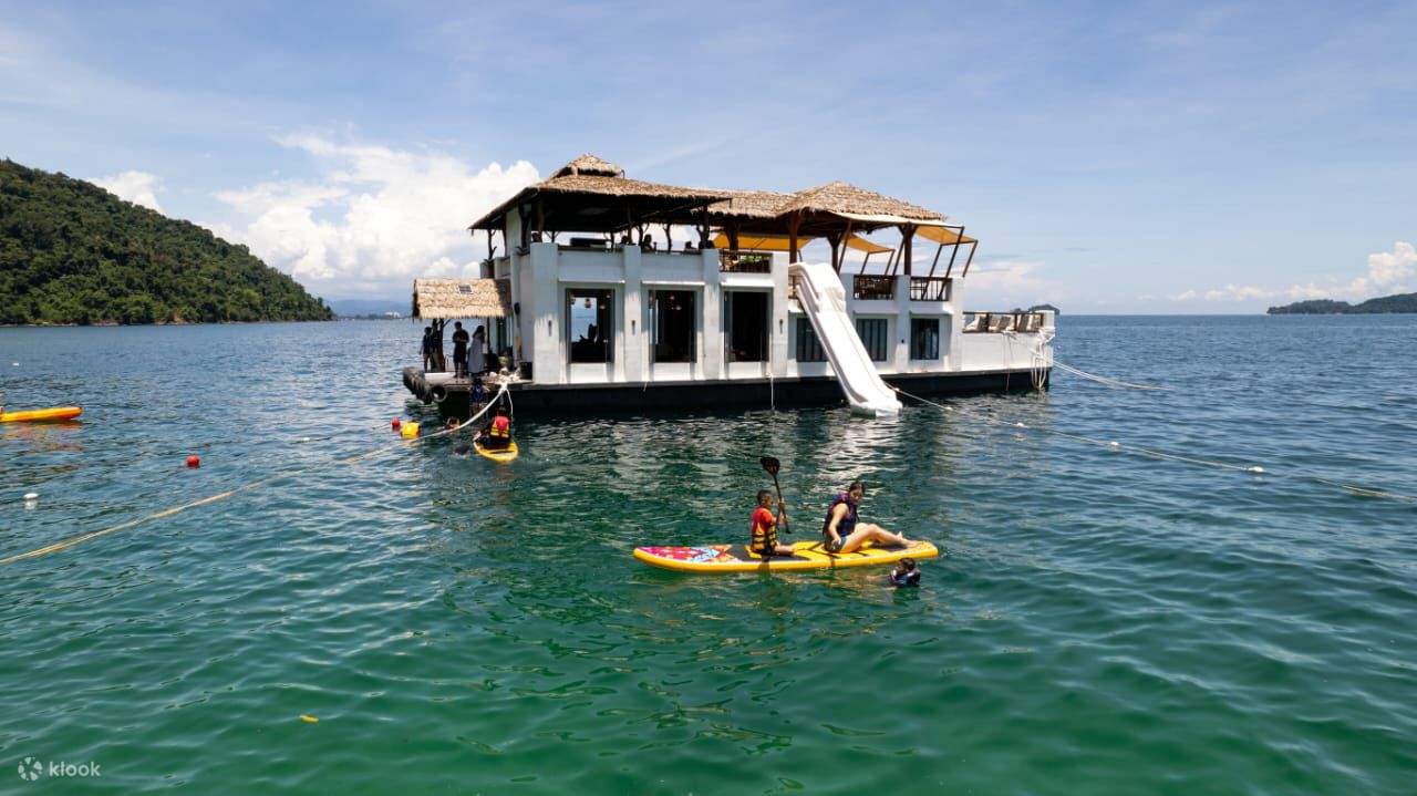 Floating Club House (Bán vé tour) | Kota Kinabalu, Sabah 